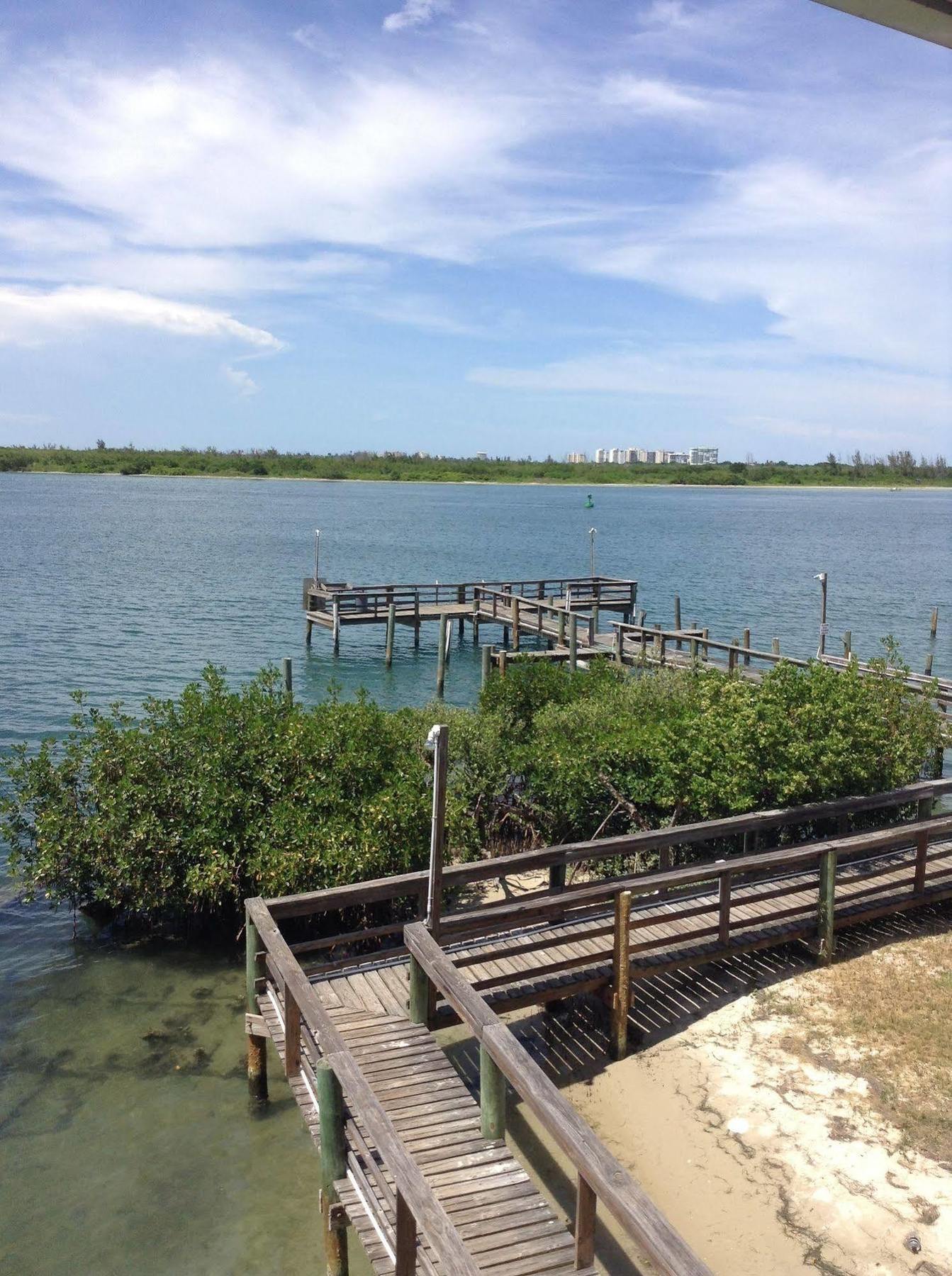 Dockside Inn & Resort Fort Pierce Exterior foto